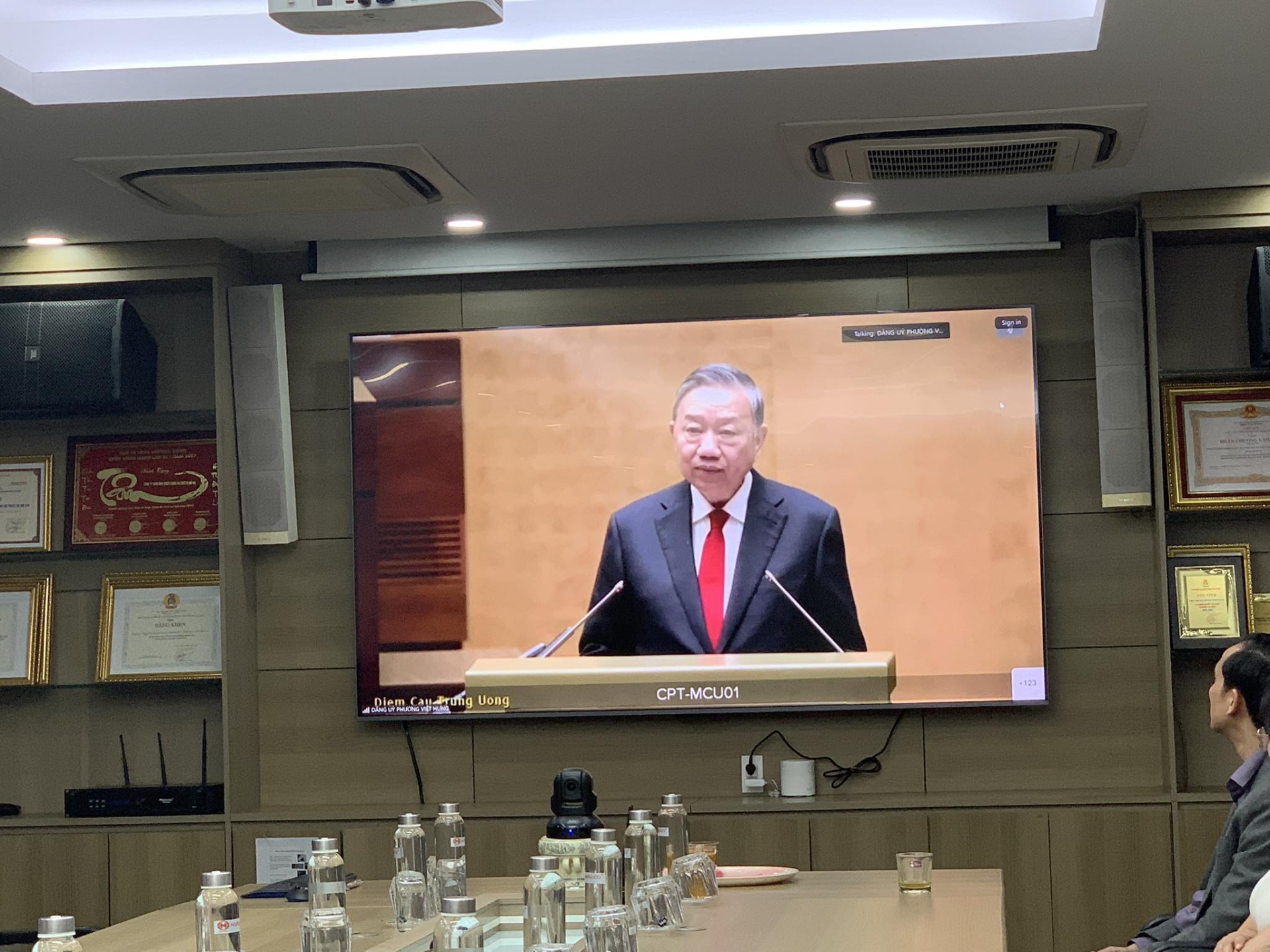 HAPULICO TỔ CHỨC TIẾP SÓNG HỘI NGHỊ TOÀN QUỐC QUÁN TRIỆT CÁC NGHỊ QUYẾT 79, 80-NQ/TW