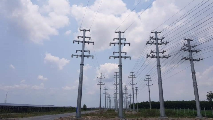 Cột điện lực đơn thân, cột monopole