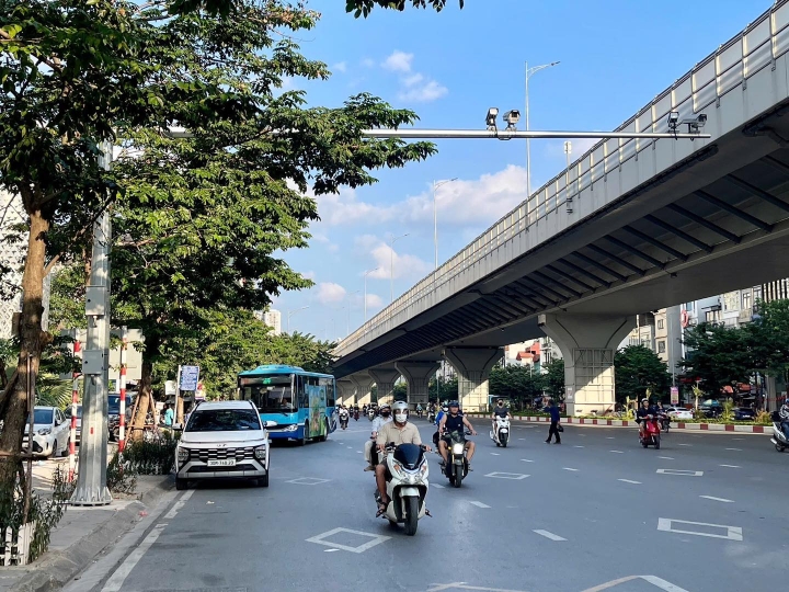 HAPULICO sản xuất và cung cấp hệ thống cột thép phục vụ lắp đặt camera AI trên địa bàn thành phố Hà Nội