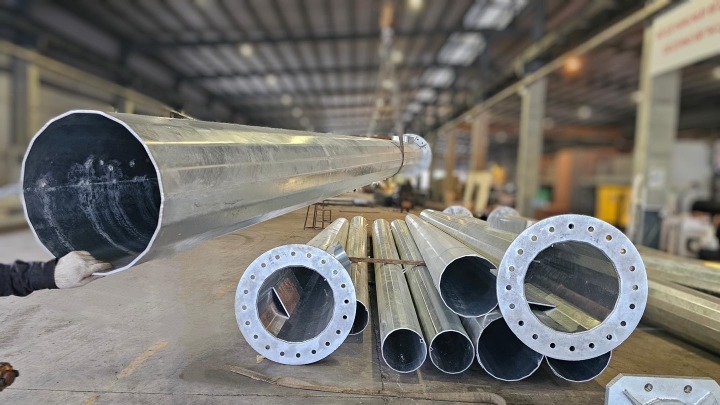 Nhà máy HAPULICO nỗ lực sản xuất đáp ứng tiến độ các đơn hàng trọng điểm quốc gia như Sân bay Long Thành, cao tốc Bắc Nam