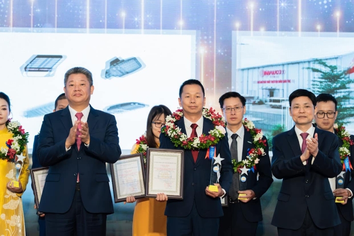 Lễ tôn vinh và trao danh hiệu sản phẩm công nghiệp chủ lực của Thành phố năm 2025